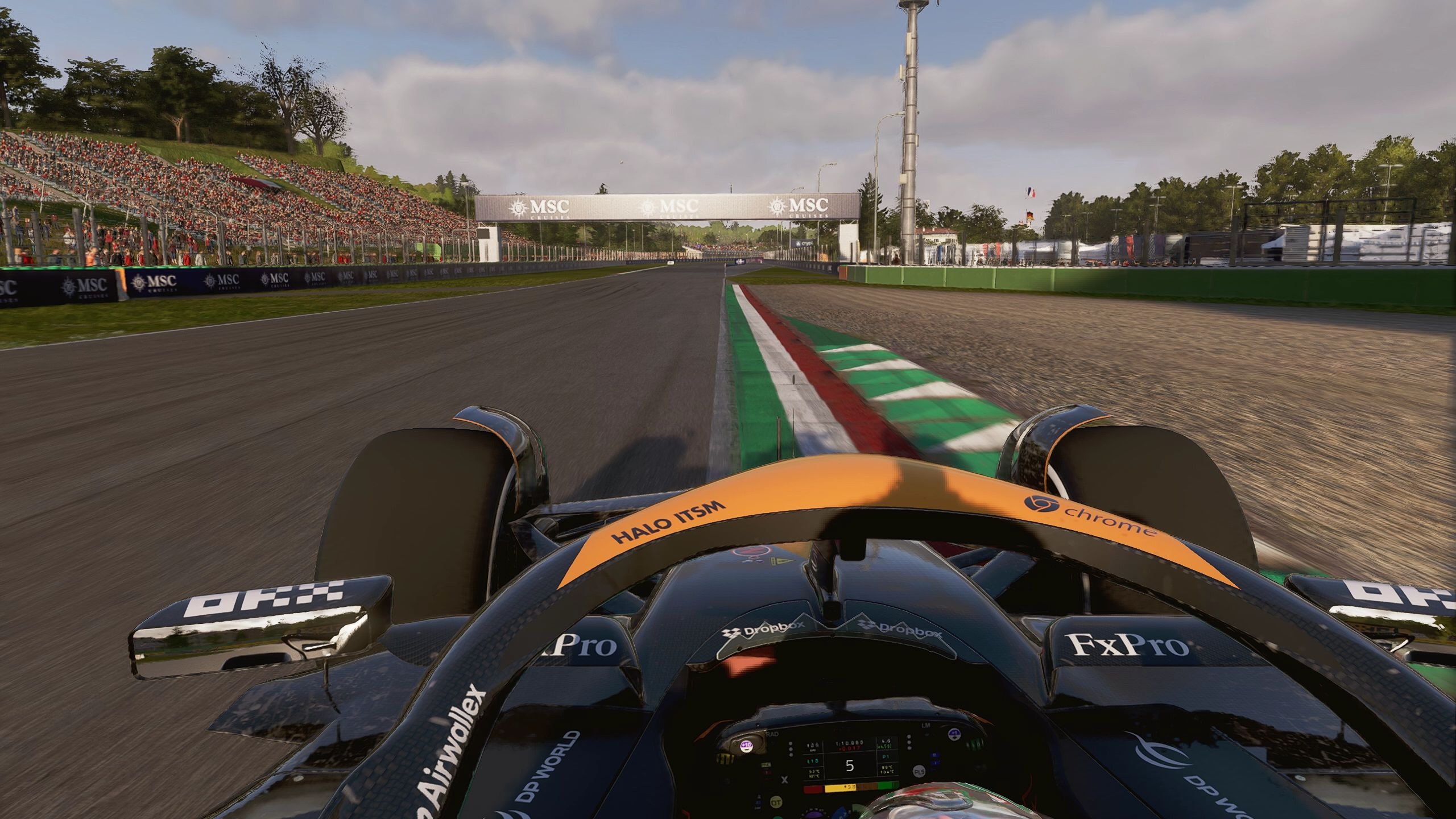 梅赛德斯力克迈凯伦,周冠宇刷新纪录 梅赛德斯力克迈凯伦,周冠宇刷新纪录