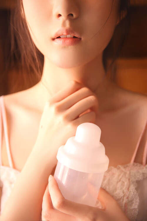 拜仁完胜阿森纳！凯塞多欧洲德比独舞，新王当立德甲争冠战