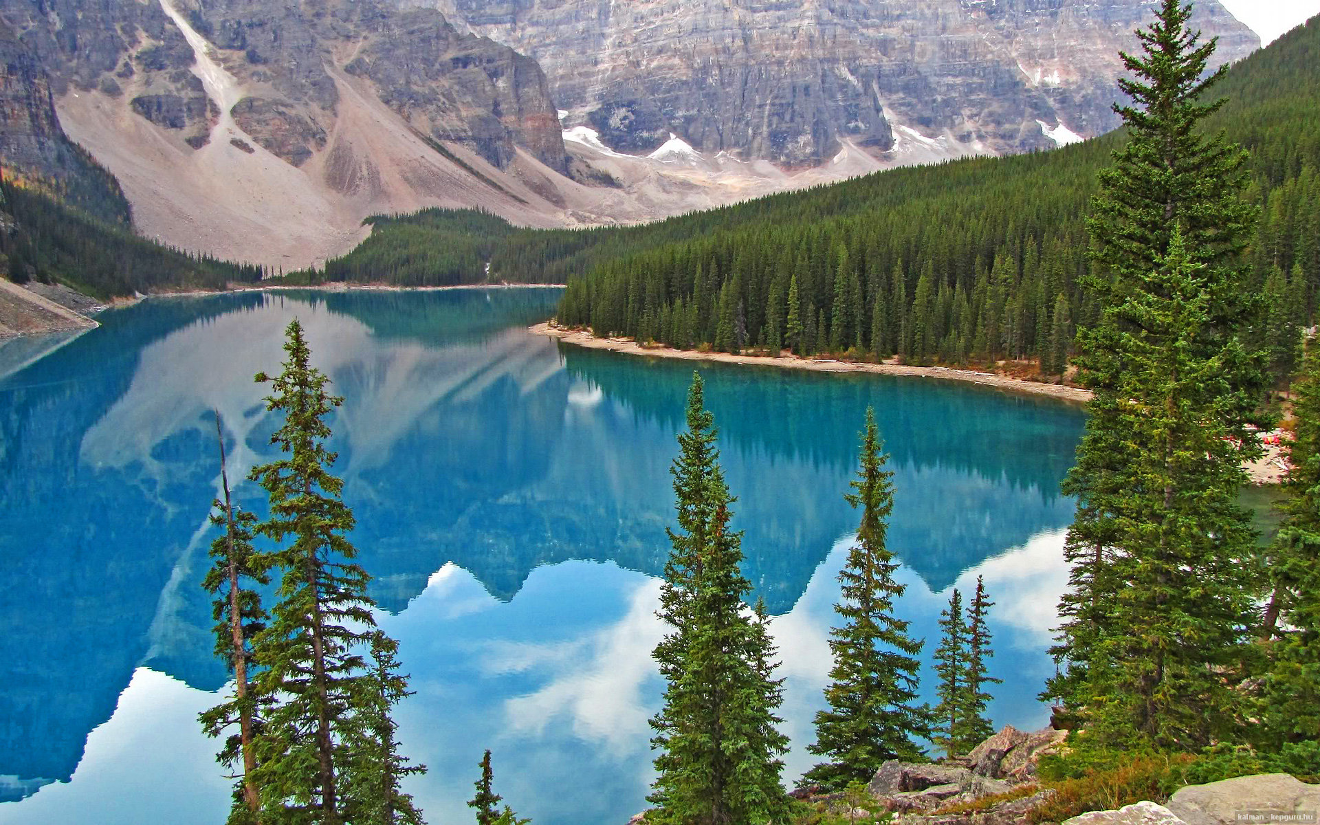 开云下载-铁骑踏碎紫金梦，战神乔治斩落湖人