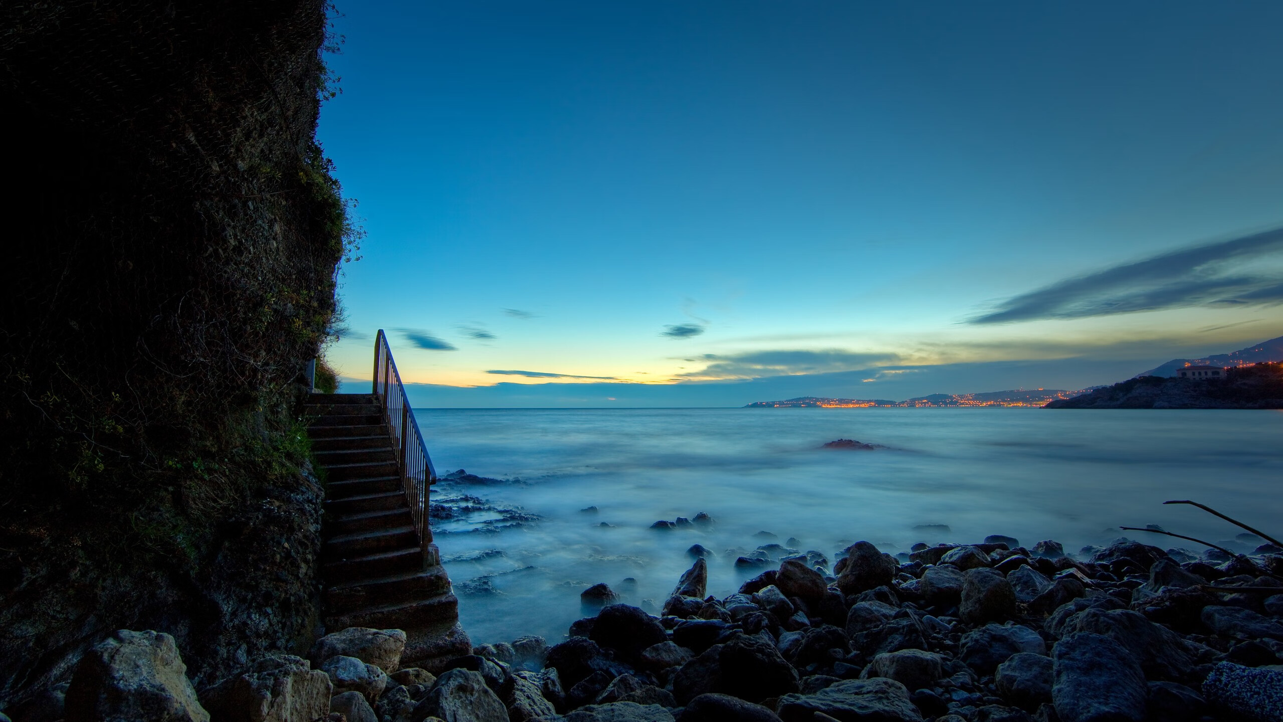 开云下载-跨越联赛的碰撞,广厦队力克黄蜂背后,恩比德如何诠释现代篮球的巨星法则