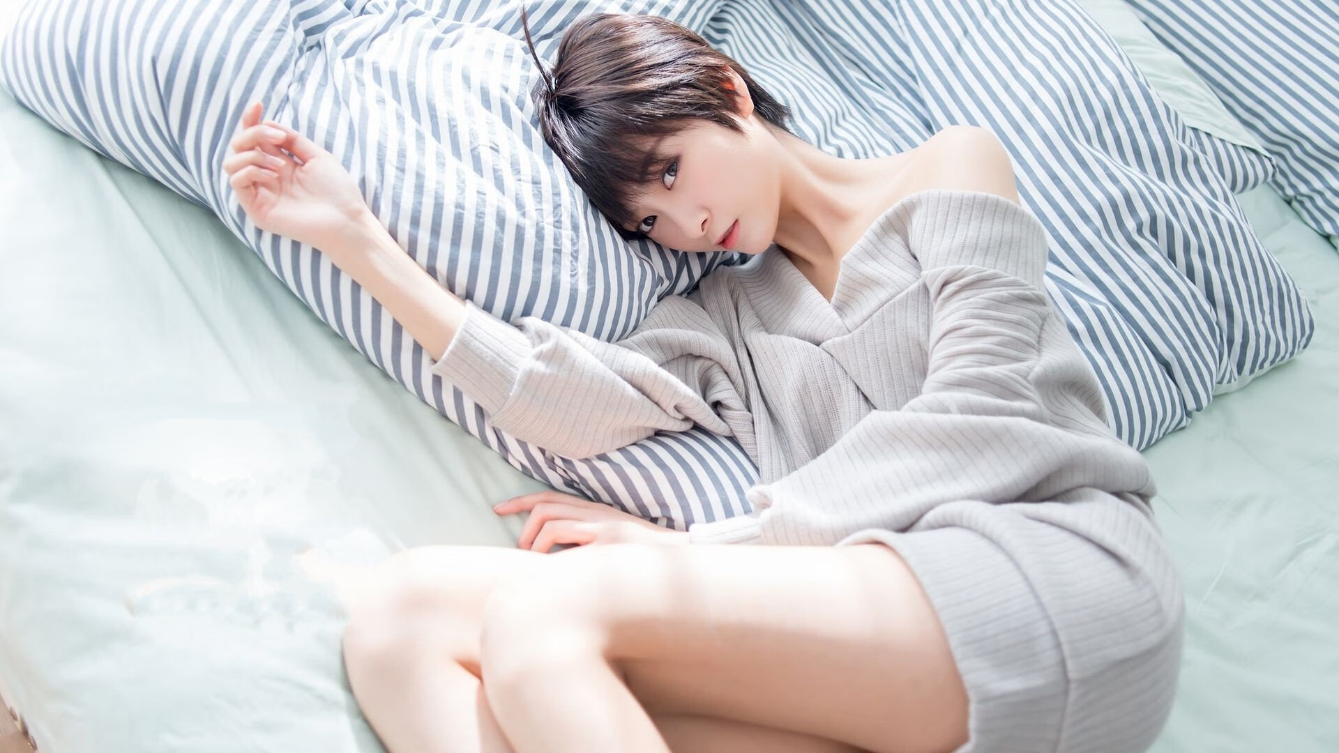 红焰燃尽苍穹，欧冠半决赛的草根怒吼撕裂巨龙铠甲